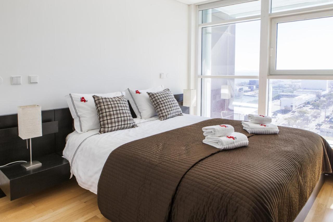 Rent4Rest Lisbon Parque Das Nacoes 17Th Floor River View Экстерьер фото